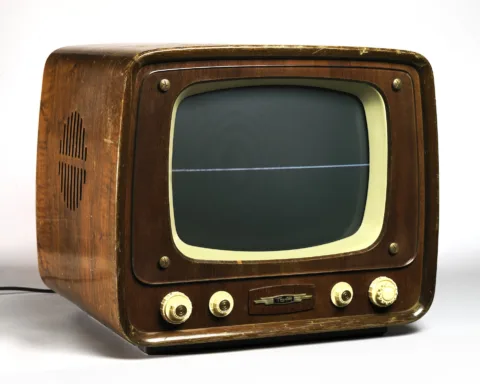 Nam June Paik, Zen for TV, 1963, 1976 version, manipulated television set; black and white, silent, 19 x 22 1/2 x 18 in. (48.3 x 57.2 x 45.7 cm), Smithsonian American Art Museum, Gift of Byungseol and Dolores An, 2006.20, © Nam June Paik Estate